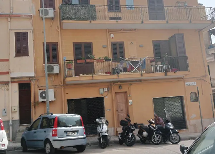 Casa Giambona Daire *